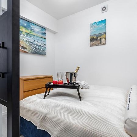 Morski Apartament Arciszewskiego By Noclegi Renters Kołobrzeg Kültér fotó